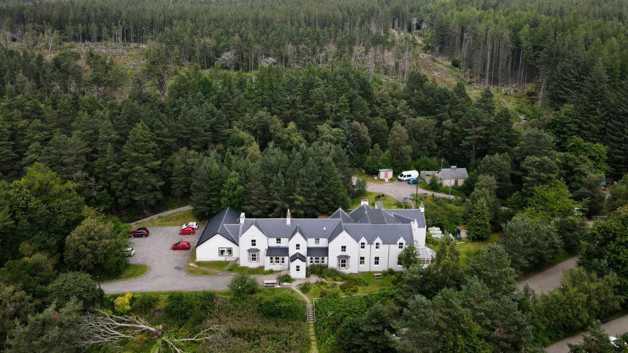 Cairngorm Lodge Youth Hostel Loch Morlich ภายนอก รูปภาพ