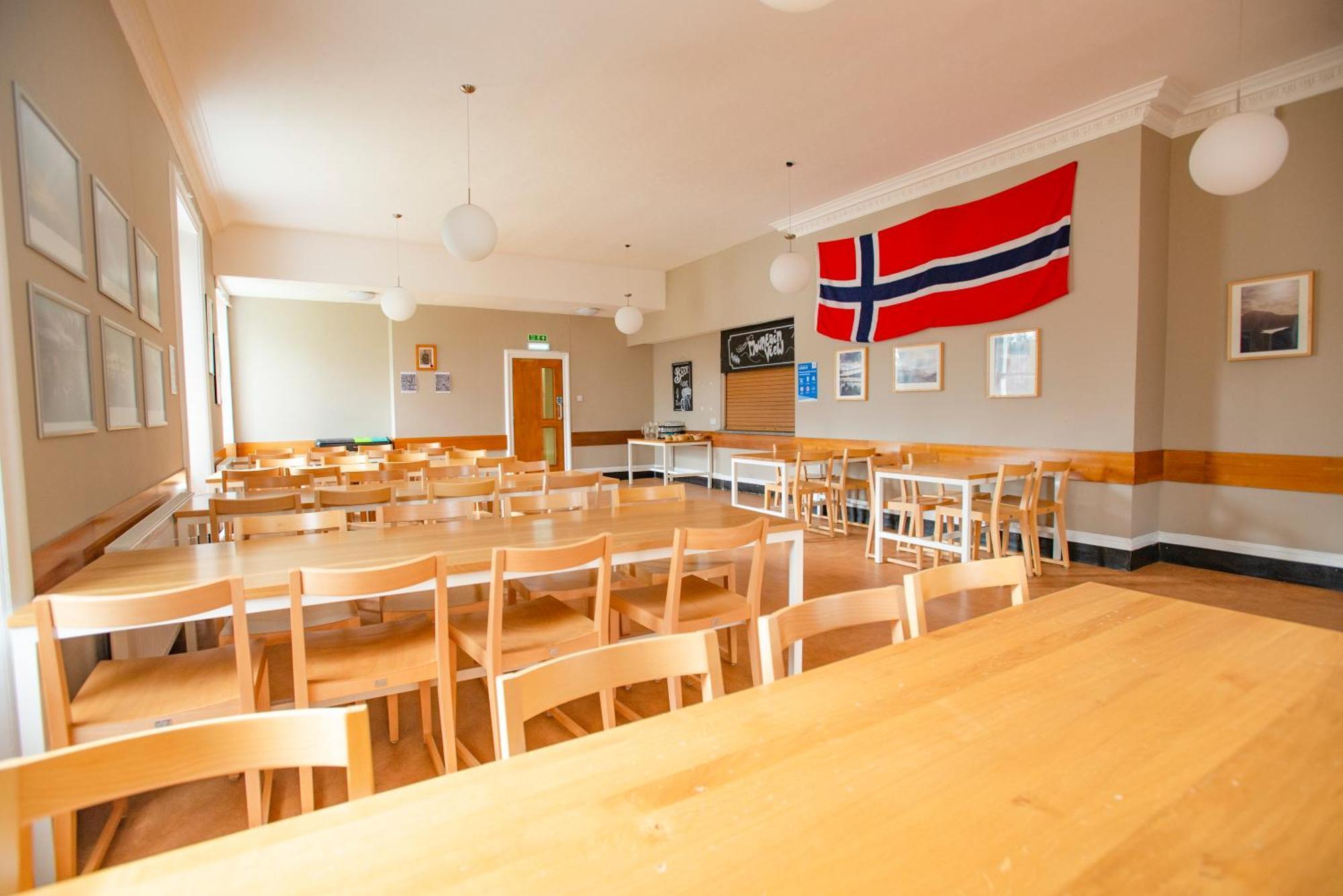 Cairngorm Lodge Youth Hostel Loch Morlich ภายนอก รูปภาพ